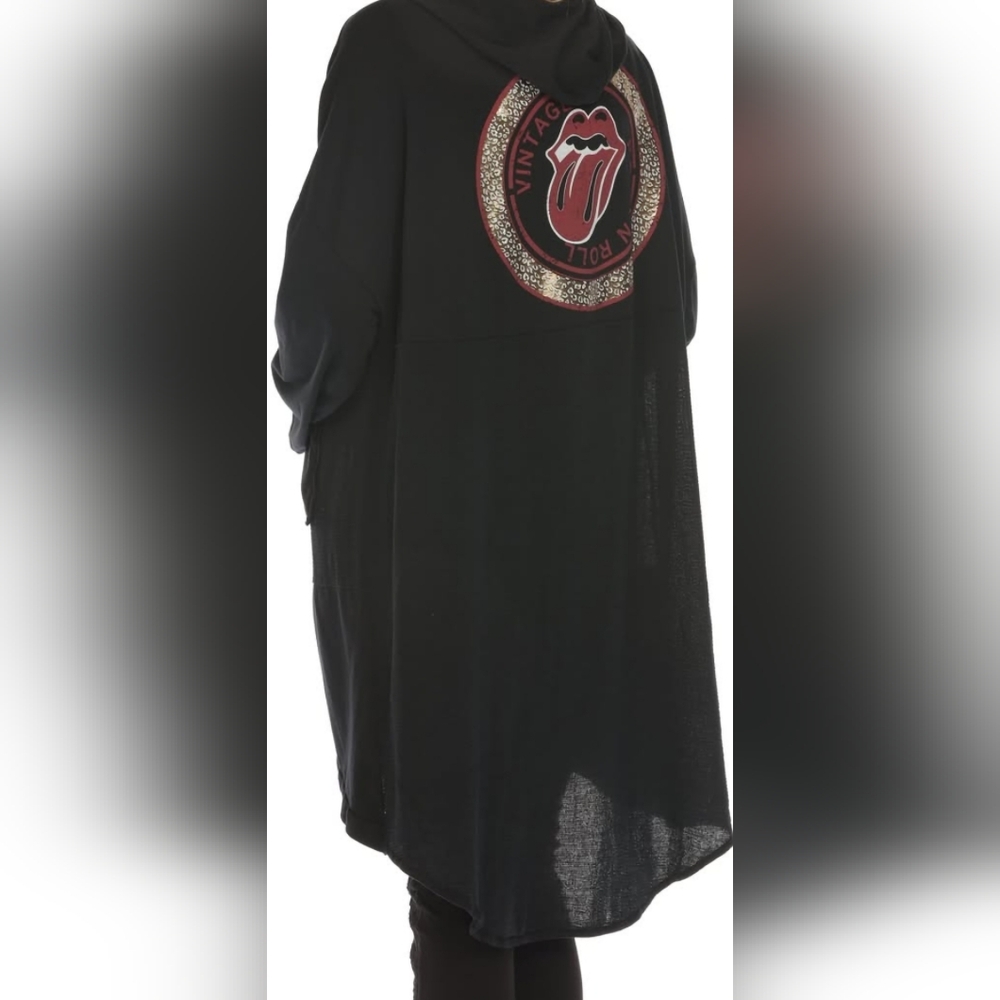 Boutique ROCK & ROLL Graphic Tongue Cardigan NWT SIZE OS